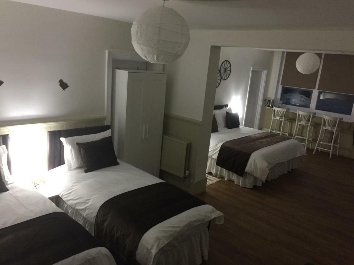 Good Intent Rooms والثام أبي المظهر الخارجي الصورة
